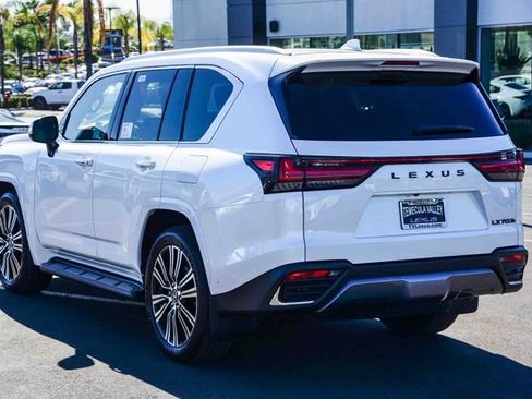 New 2026 Lexus LX 700h Luxury AWD/4WD image 4