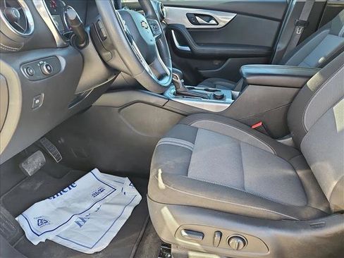 Used 2024 Chevrolet Blazer LT image 15