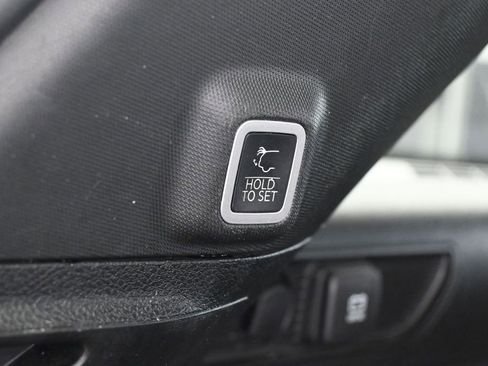 Used 2023 Jeep Grand Cherokee Altitude AWD/4WD image 37