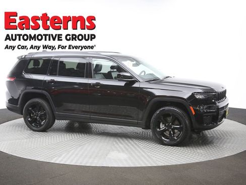 Used 2023 Jeep Grand Cherokee L Laredo image 50