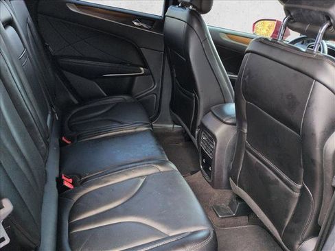 Used 2019 Lincoln MKC Select w/ Select Plus Package image 19