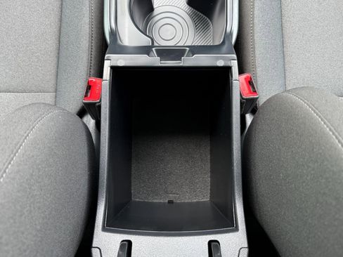 Used 2025 Kia K4 FWD image 41