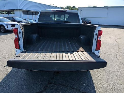 Certified 2025 Chevrolet Silverado 1500 RST w/ Dark Appearance Package AWD/4WD image 32