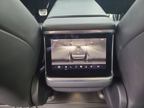 Used 2022 Tesla Model S image 29