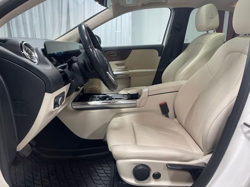 Used 2022 Mercedes-Benz GLA 250 4MATIC image 20