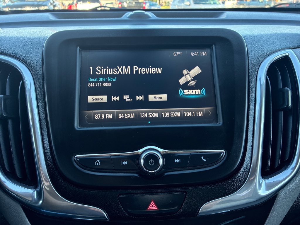 Used 2018 Chevrolet Equinox LT AWD/4WD image 24