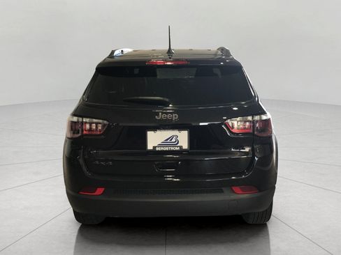 Used 2021 Jeep Compass Latitude AWD/4WD image 23
