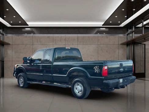 Used 2015 Ford F250 XL w/ Power Equipment Group image 3