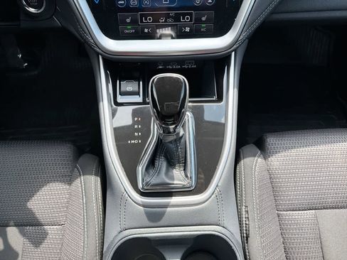 Certified 2024 Subaru Outback Premium AWD/4WD image 33