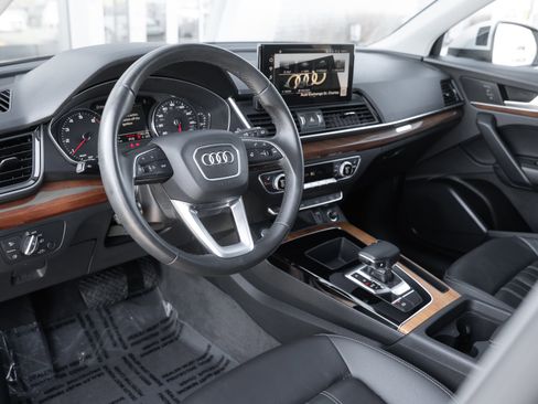 Certified 2023 Audi Q5 2.0T Premium w/ Convenience Package image 10