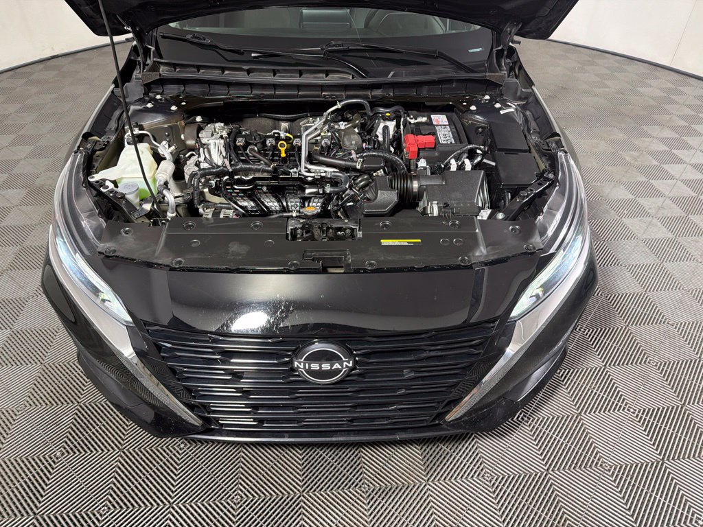 Used 2024 Nissan Altima 2.5 SV FWD image 25