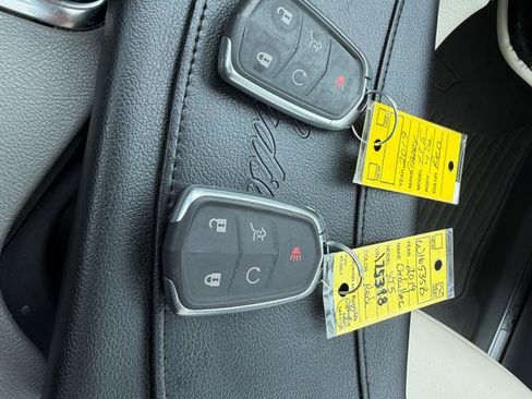Used 2019 Cadillac XT5 Luxury AWD/4WD image 19