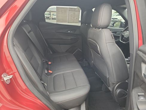 Used 2021 Chevrolet TrailBlazer RS w/ Technology Package AWD/4WD image 28