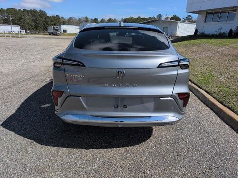 New 2026 Buick Envista Avenir image 3