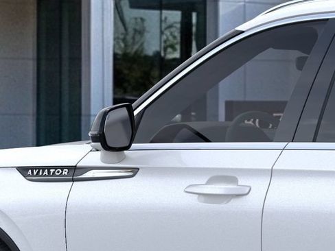 New 2026 Lincoln Aviator Reserve AWD/4WD image 40