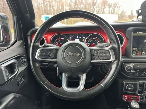 Used 2022 Jeep Gladiator Rubicon w/ LED Lighting Group AWD/4WD image 13