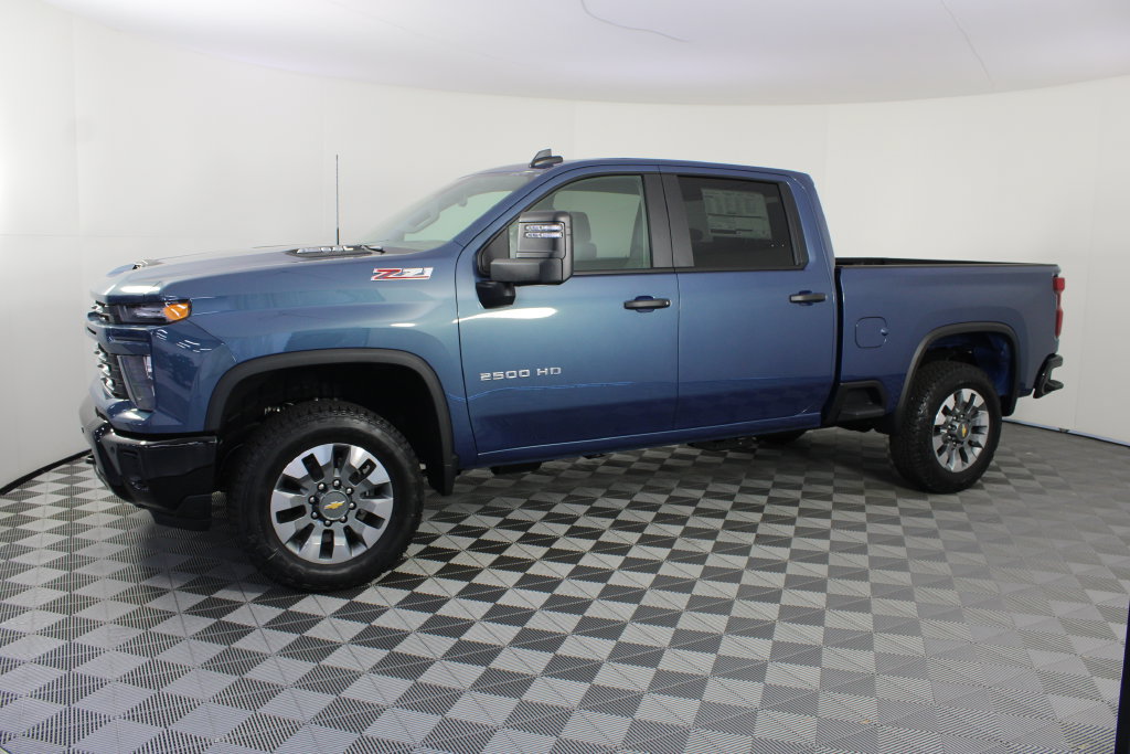 New 2026 Chevrolet Silverado 2500 Custom w/ Custom Value Package AWD/4WD image 2