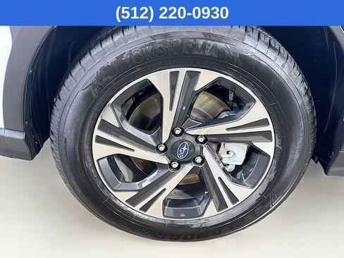 Used 2025 Subaru Crosstrek 2.0i Premium image 38