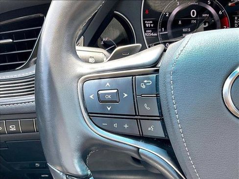 Used 2022 Lexus LS 500 w/ Interior Upgrade Package RWD image 20