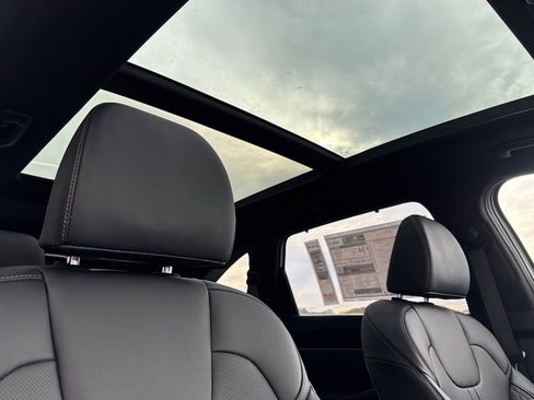 New 2026 Kia Sorento SX Prestige image 18