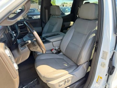 Used 2019 GMC Sierra 1500 SLT w/ X31 Off-Road Package AWD/4WD image 17
