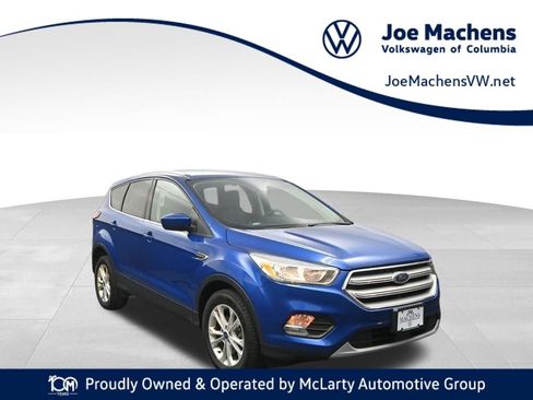 Used 2019 Ford Escape SE AWD/4WD image 1