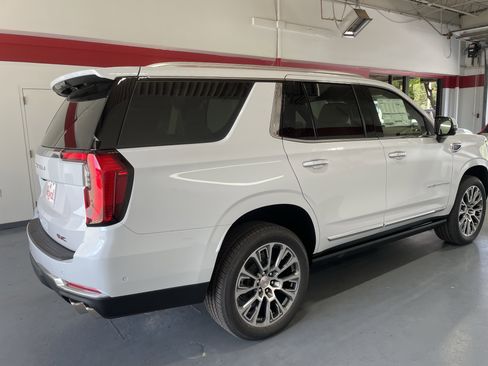 New 2026 GMC Yukon Denali RWD image 4