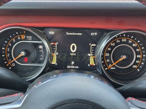 Certified 2023 Jeep Gladiator Rubicon w/ Cold Weather Group image 17