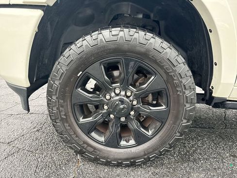 Used 2021 RAM 2500 Limited image 12