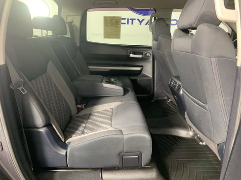 Used 2018 Toyota Tundra SR5 w/ SR5 Upgrade Package image 36