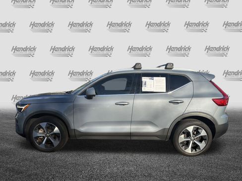 Certified 2023 Volvo XC40 B5 Plus w/ Protection Package Premier image 7