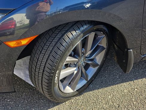 Used 2019 Honda Civic EX-L image 38