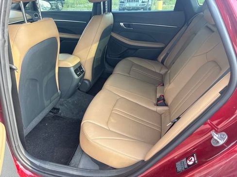 Used 2023 Hyundai Sonata Limited FWD image 11