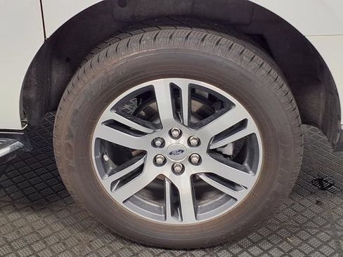 Used 2023 Ford Expedition Max XLT AWD/4WD image 12