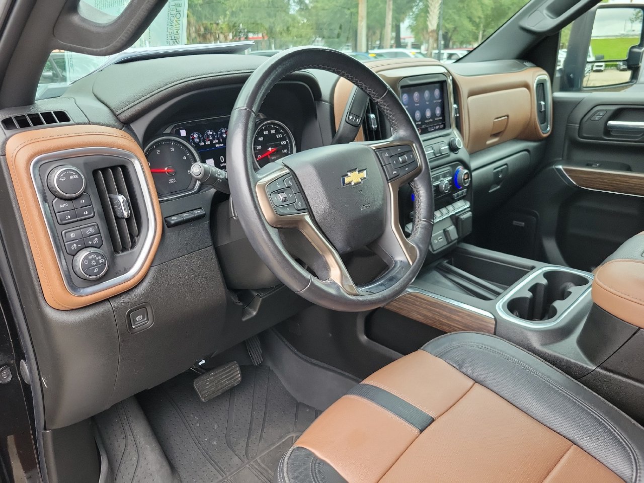Certified 2022 Chevrolet Silverado 2500 High Country AWD/4WD image 15