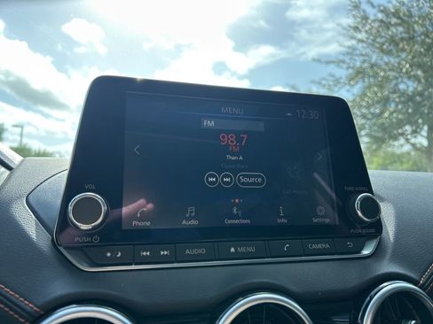 Used 2021 Nissan Sentra SR w/ SR Premium Package image 32