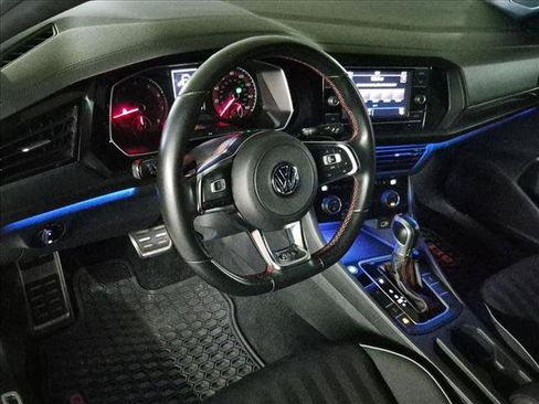 Used 2019 Volkswagen Jetta GLI FWD image 14
