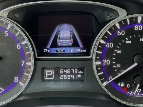 Used 2019 INFINITI QX60 Luxe w/ Essential Package image 8