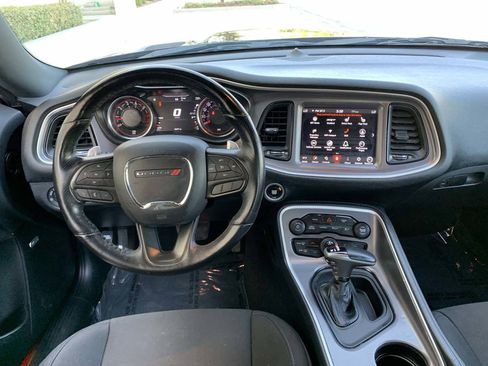 Used 2020 Dodge Challenger R/T Scat Pack w/ Driver Convenience Group image 25