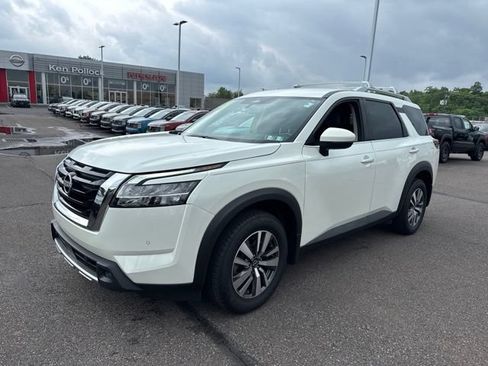 Certified 2023 Nissan Pathfinder SL w/ Lighting Package (N92) AWD/4WD image 45