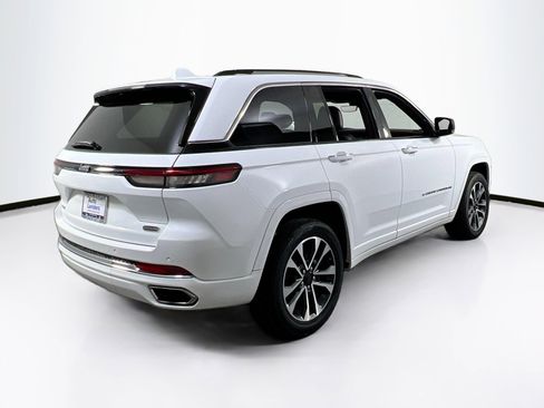 Used 2022 Jeep Grand Cherokee Overland image 5