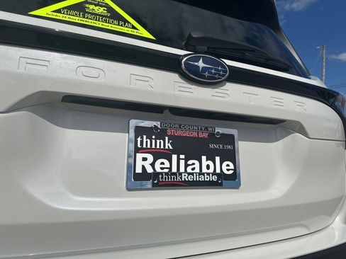 Used 2025 Subaru Forester Premium AWD/4WD image 27