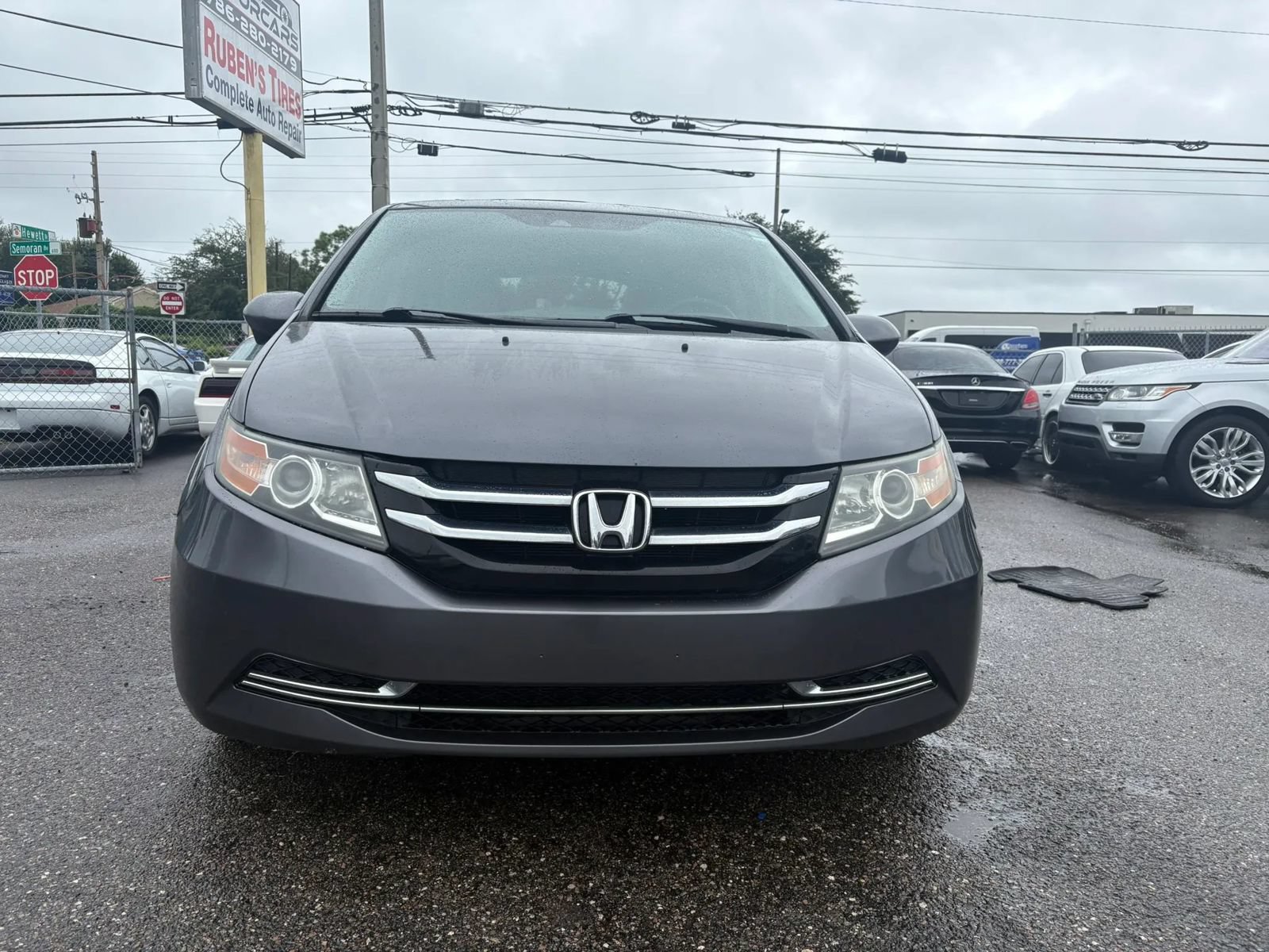 Used 2017 Honda Odyssey EX-L image 2