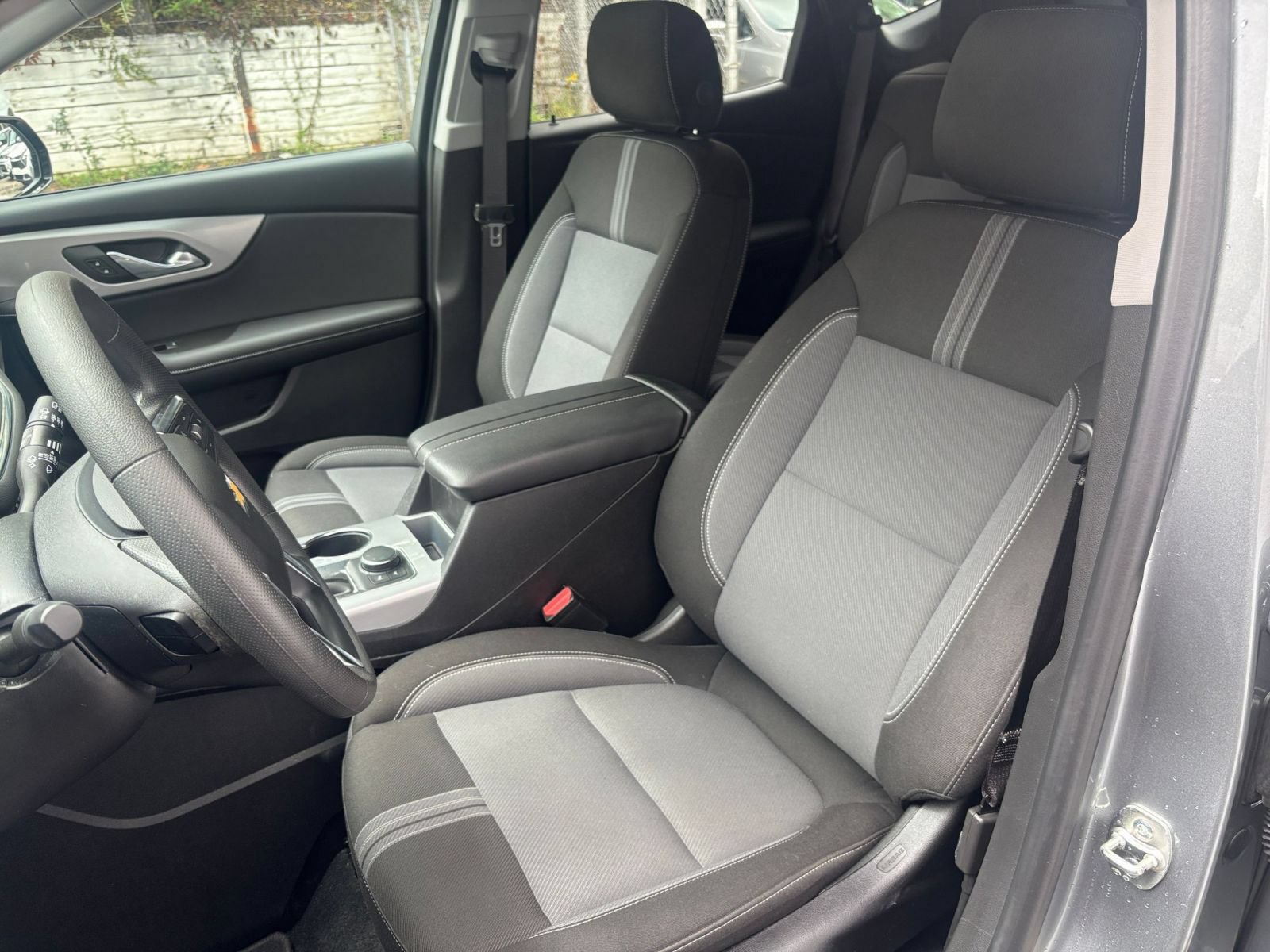 Used 2026 Chevrolet Blazer LT FWD image 36