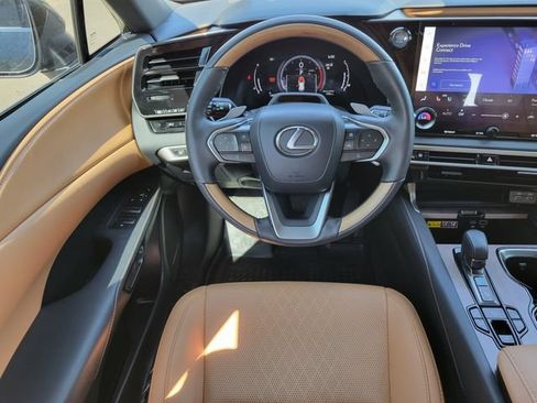 Used 2024 Lexus RX 350 Premium Plus w/ Convenience Package AWD/4WD image 25
