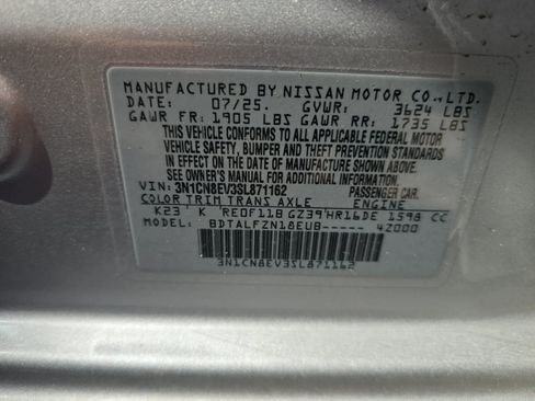 Used 2025 Nissan Versa SV w/ Trunk Package FWD image 23