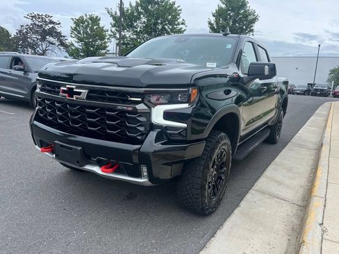 Used 2022 Chevrolet Silverado 1500 ZR2 AWD/4WD image 3