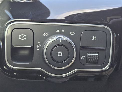 Certified 2026 Mercedes-Benz CLA 250 image 21