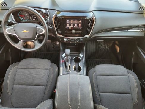 Used 2021 Chevrolet Traverse LS FWD image 25