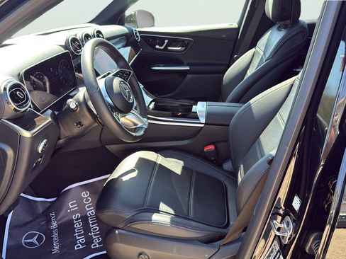 Certified 2026 Mercedes-Benz GLC 300 4MATIC image 19